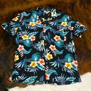 Hawaiian Flower Short Sleeve Button Down Shirt- Size M
